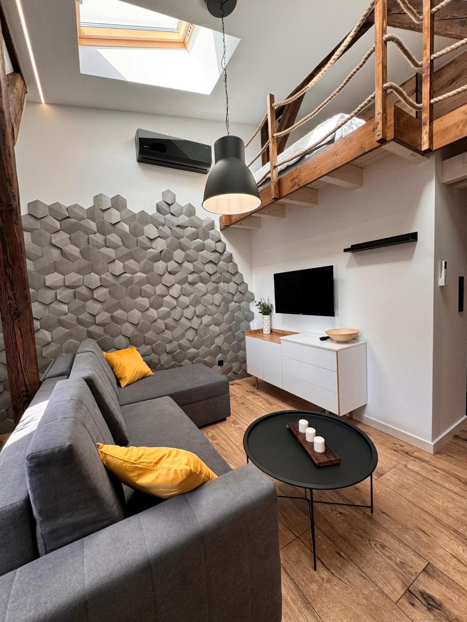 Loft In The City Center By Kobiela Apartments Катовіце Екстер'єр фото