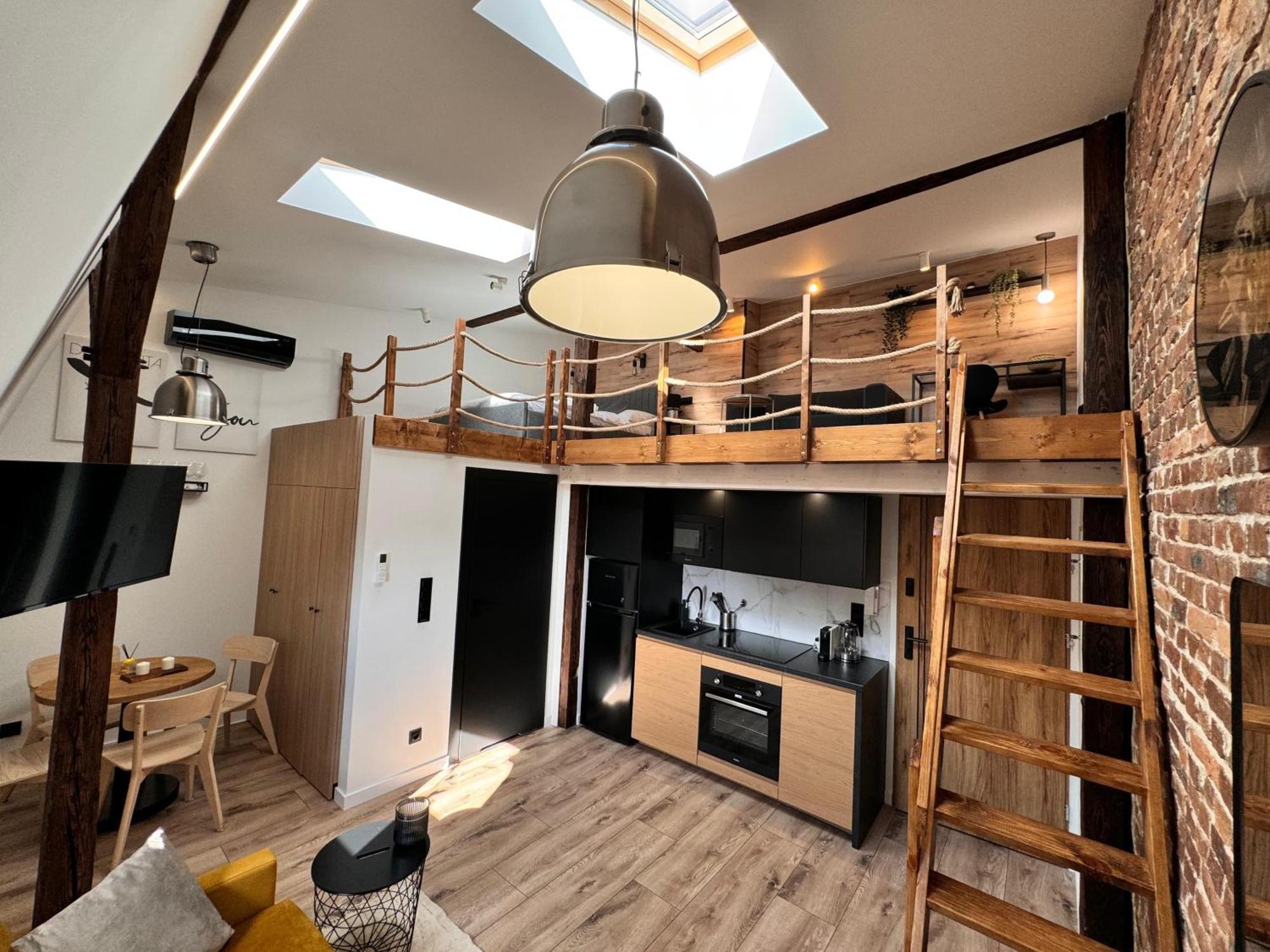 Loft In The City Center By Kobiela Apartments Катовіце Екстер'єр фото